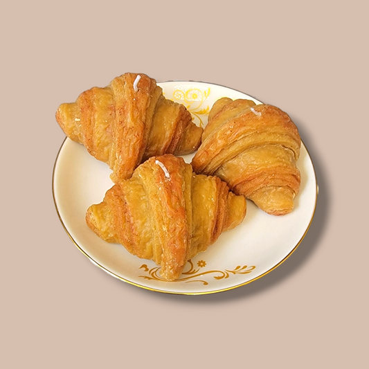 Golden Butter Croissant Candle