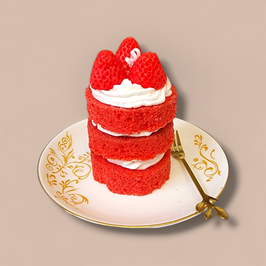 3-layer Strawberry Pound Cake Candle