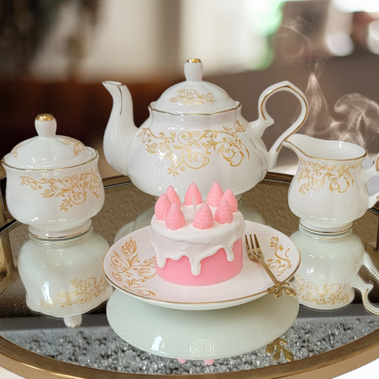 Strawberry Rosé Cake Candle video – realistic pink dessert candle with icing and rosé strawberries.