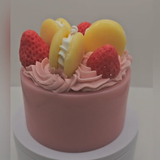 Macaron Cake Candle video – realistic Parisian dessert candle with chantilly cream detail. 